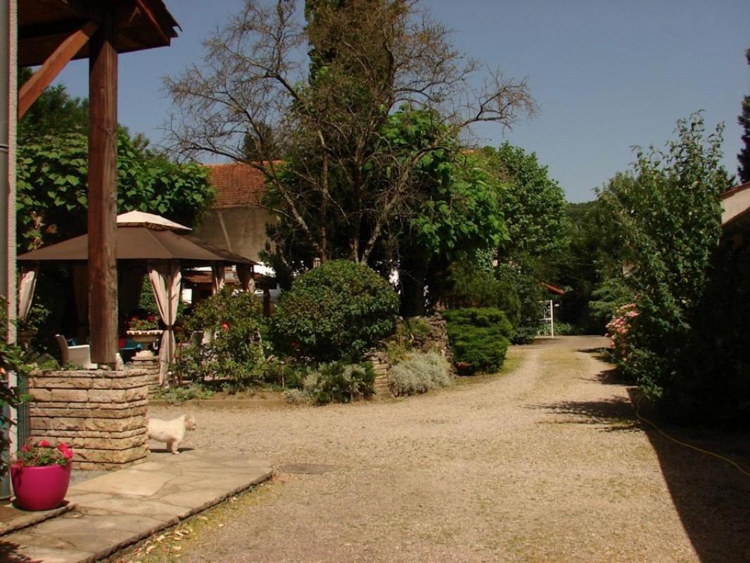Le Clos Du Jardin Beynost Exterior foto